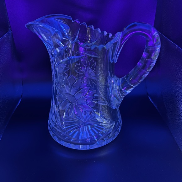 Elegant Clear Crystal Pitcher with Floral Design - Picture 7 of 7